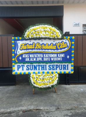 Papan Bunga Duka di Rambang Niru